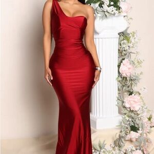 Elegant Deep Red One-Shoulder Gown Dress, Sz M
